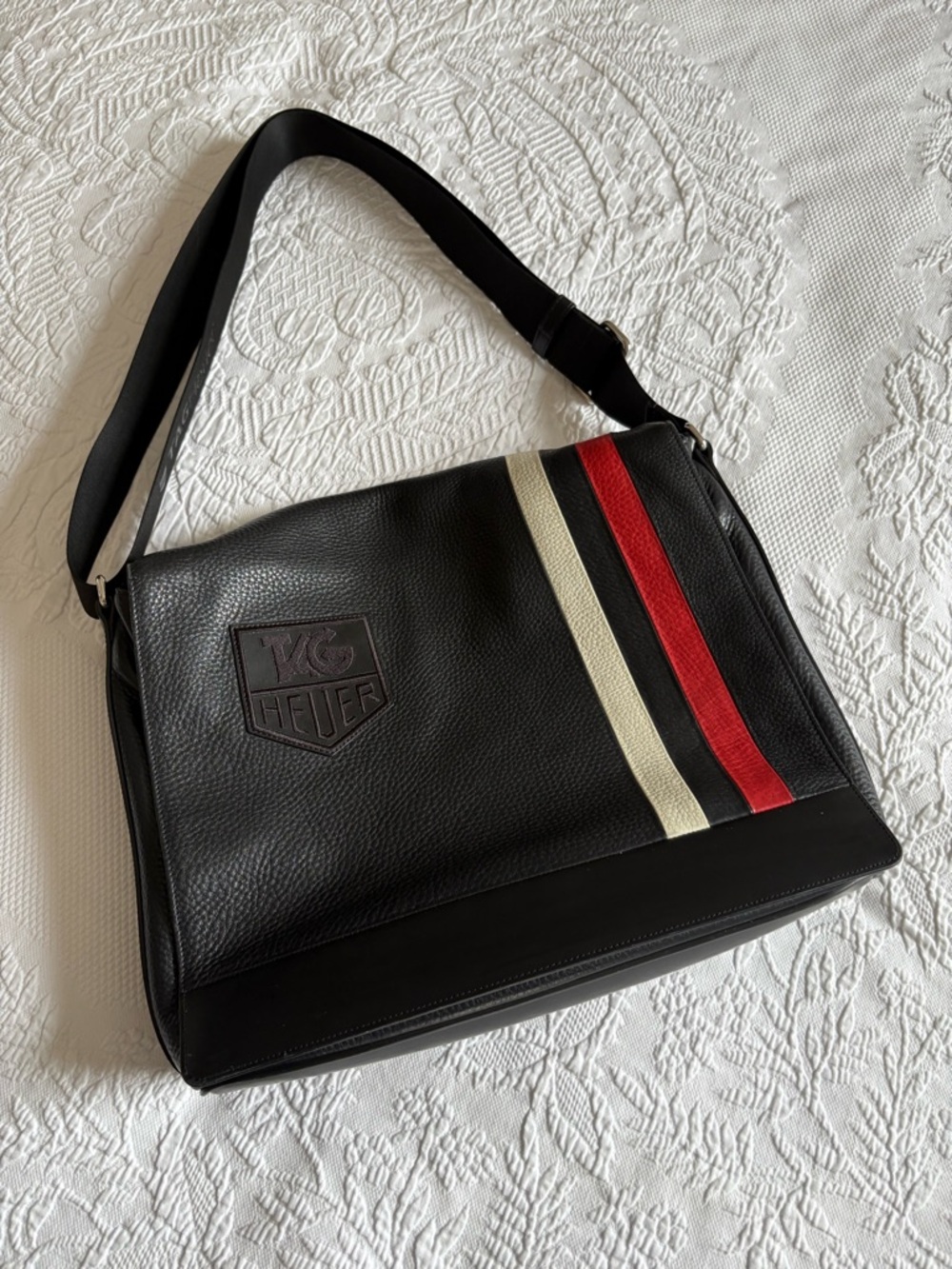 Tag Heuer Crossbody messenger bag pebbled leather luxury black Men’s
